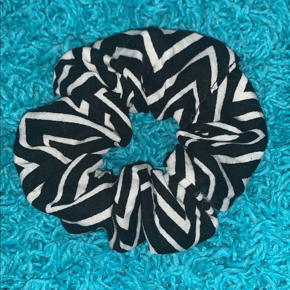 Sold on Curtsy!